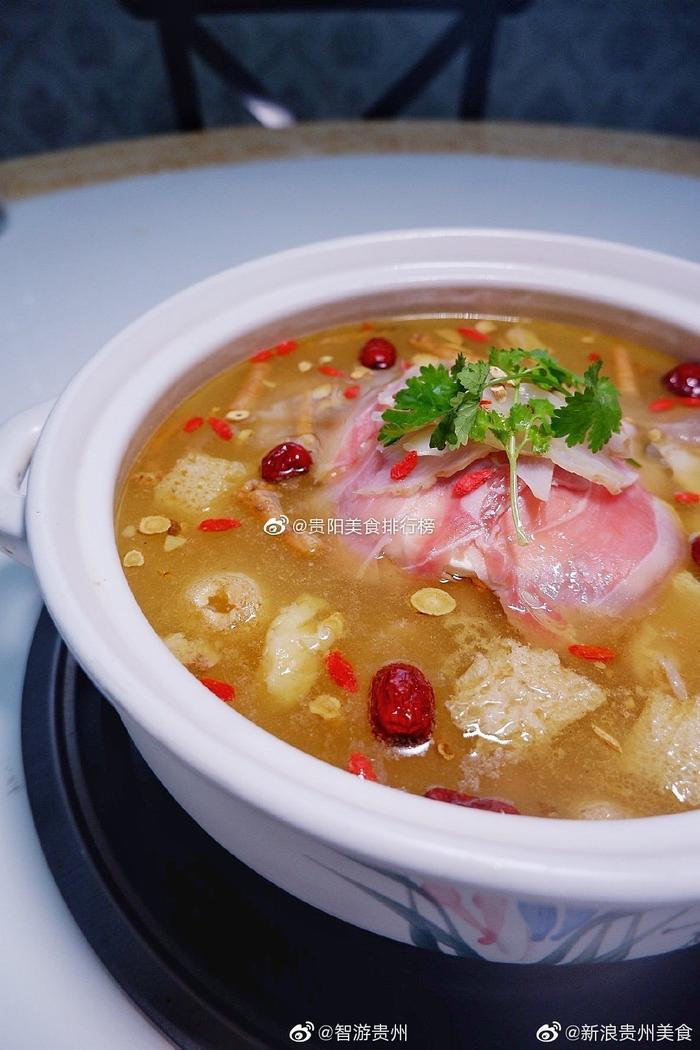 來(lái)自@貴陽(yáng)美食排行榜 推薦的王氏云南天麻雞